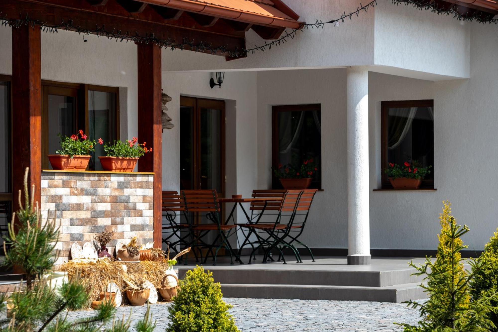 Patakmenti Panzio Spa Corund  Buitenkant foto
