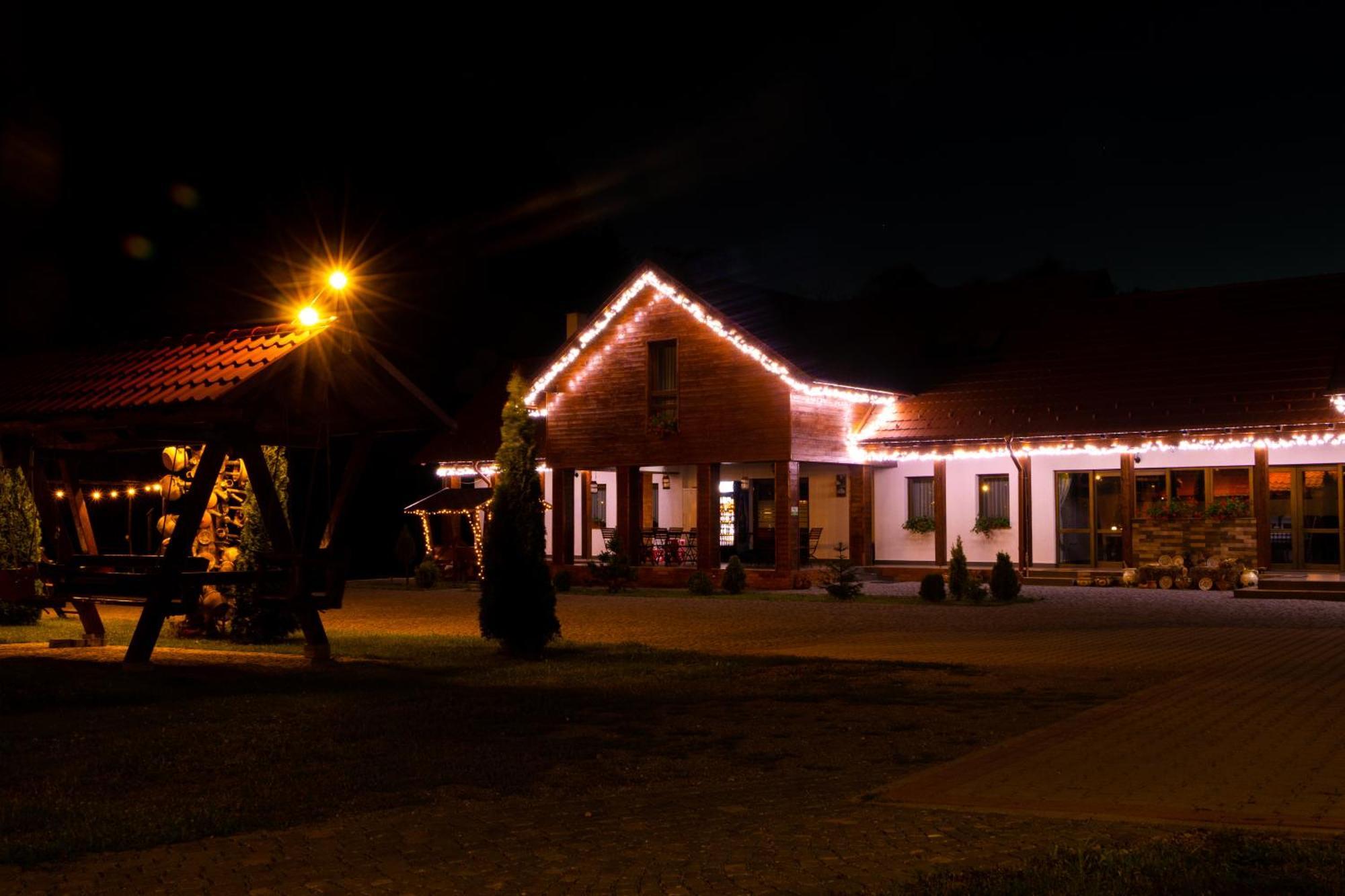Patakmenti Panzio Spa Corund  Buitenkant foto