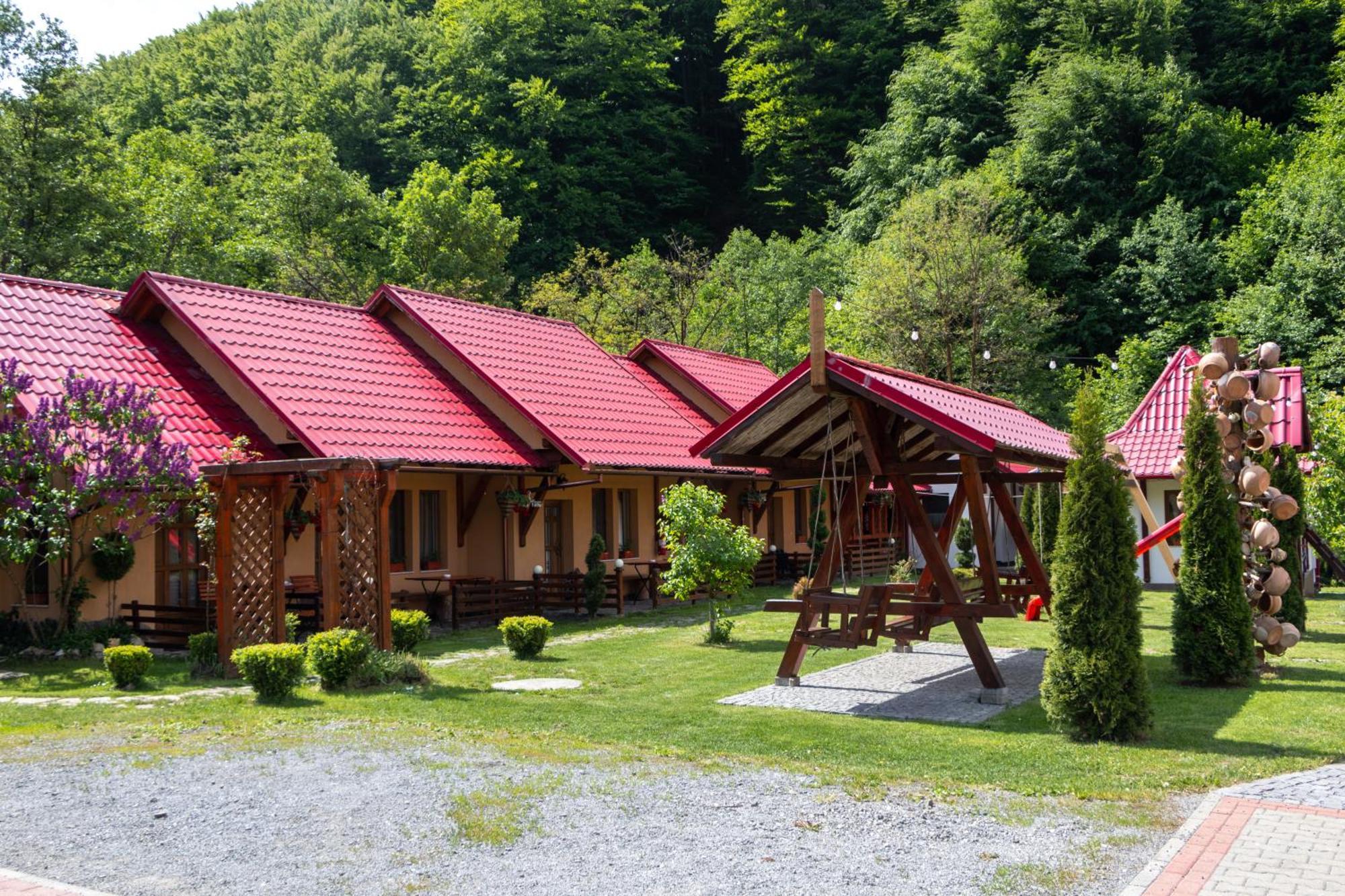 Patakmenti Panzio Spa Corund  Buitenkant foto